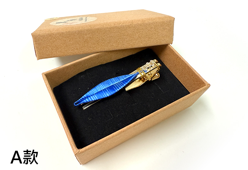 翼想纏花福飾 一葉知心領帶夾